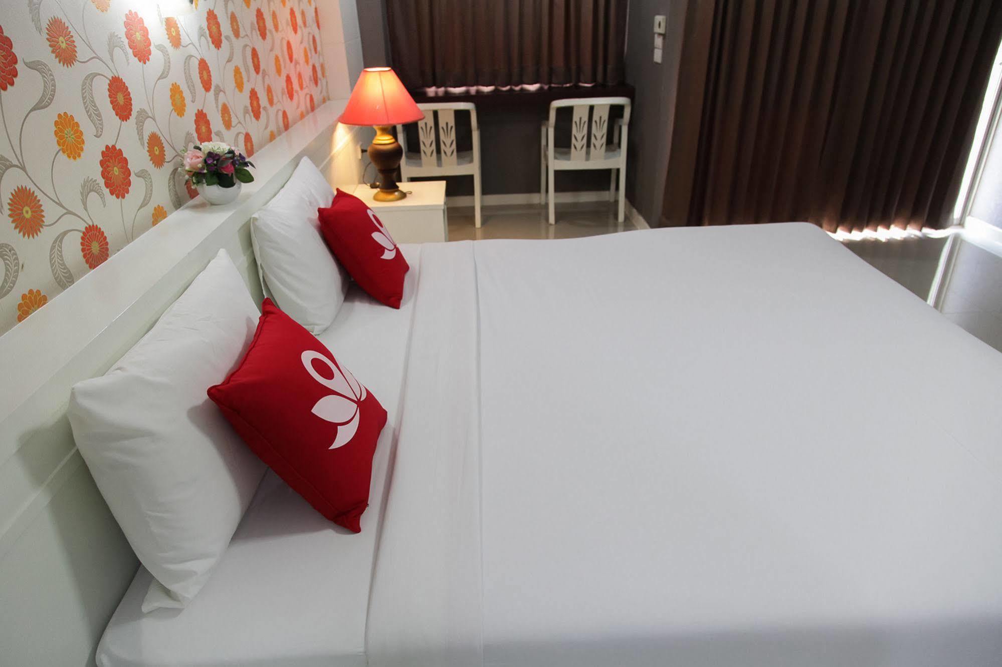 Zen Rooms Bangchak กรุงเทพมหานคร ภายนอก รูปภาพ